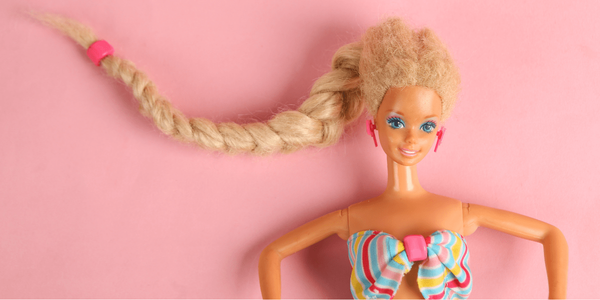 Fully jointed barbie online dolls